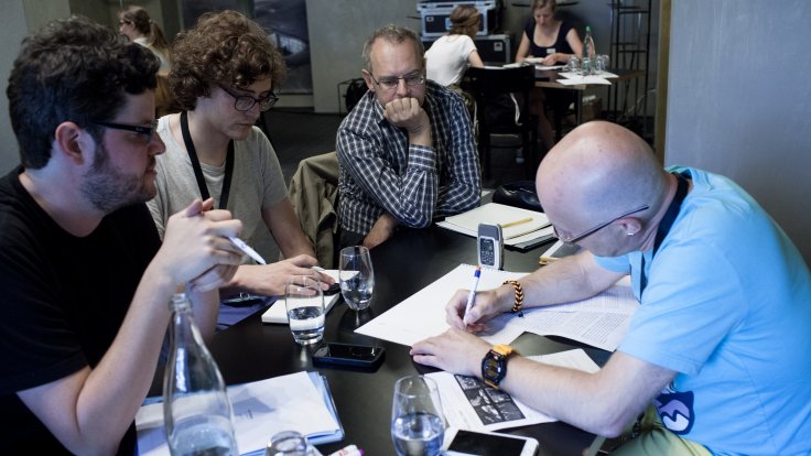 Project Ping Pong 2016 mit K. Bronzit (r.)