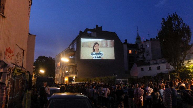 A Wall Is a Screen, Hamburg 1, © Nadine Mayer