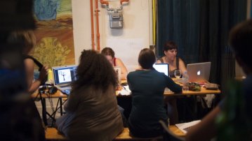 Inbetween Animation and Game Design